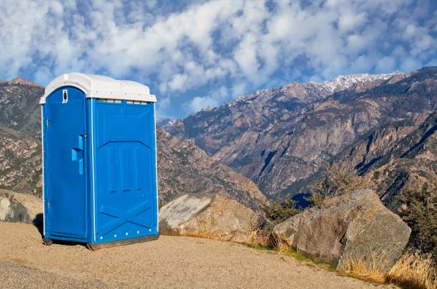 Best Restroom Trailer for Weddings  in Rossville, KS
